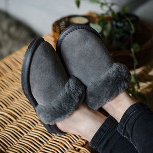 Deluxe Ladies 'Daisy' Sheepskin Slipper Mule - Grey