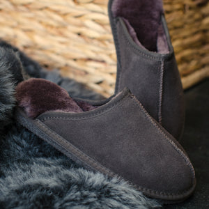 Deluxe Mens 'Michael' Sheepskin Slipper Mule - Chocolate