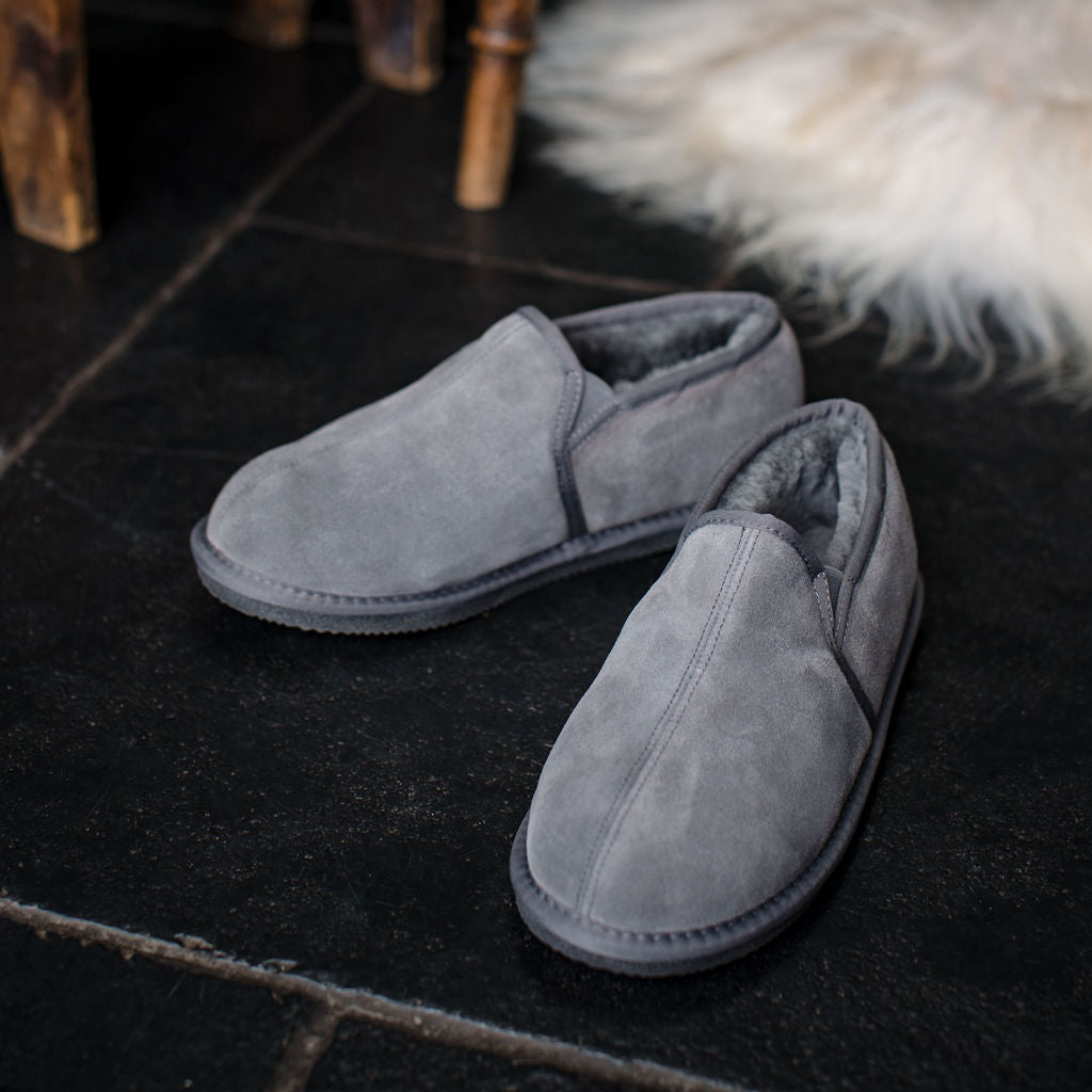 mens sheepskin slippers