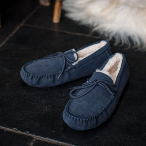 Deluxe Mens 'Leo' Lambswool Moccasin Slippers with Hard Sole - Navy