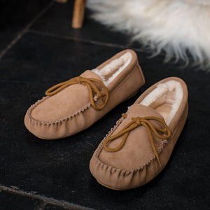 Deluxe Mens 'Leo' Lambswool Moccasin Slippers with Hard Sole - Chestnut