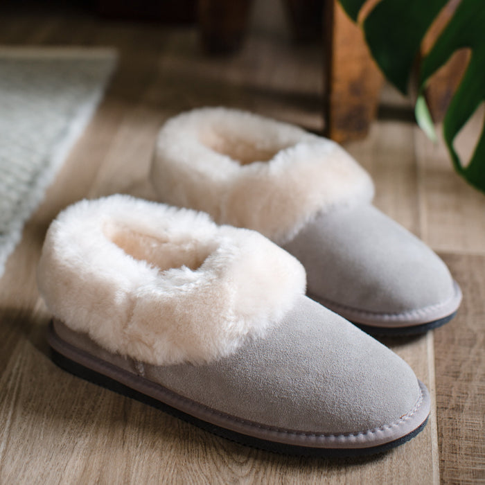 Deluxe Ladies 'Beccy' Sheepskin Slipper Boot - Light Grey