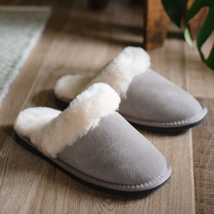 Deluxe Ladies 'Daisy' Sheepskin Slipper Mule Light Grey